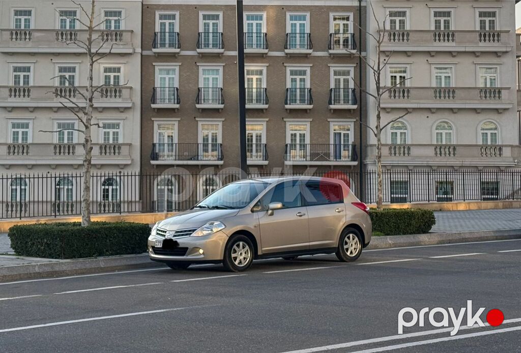 Nissan Tiida, 1.5 L, 2011 il, 100 000 km — Avtomobillər, Bakı (9)