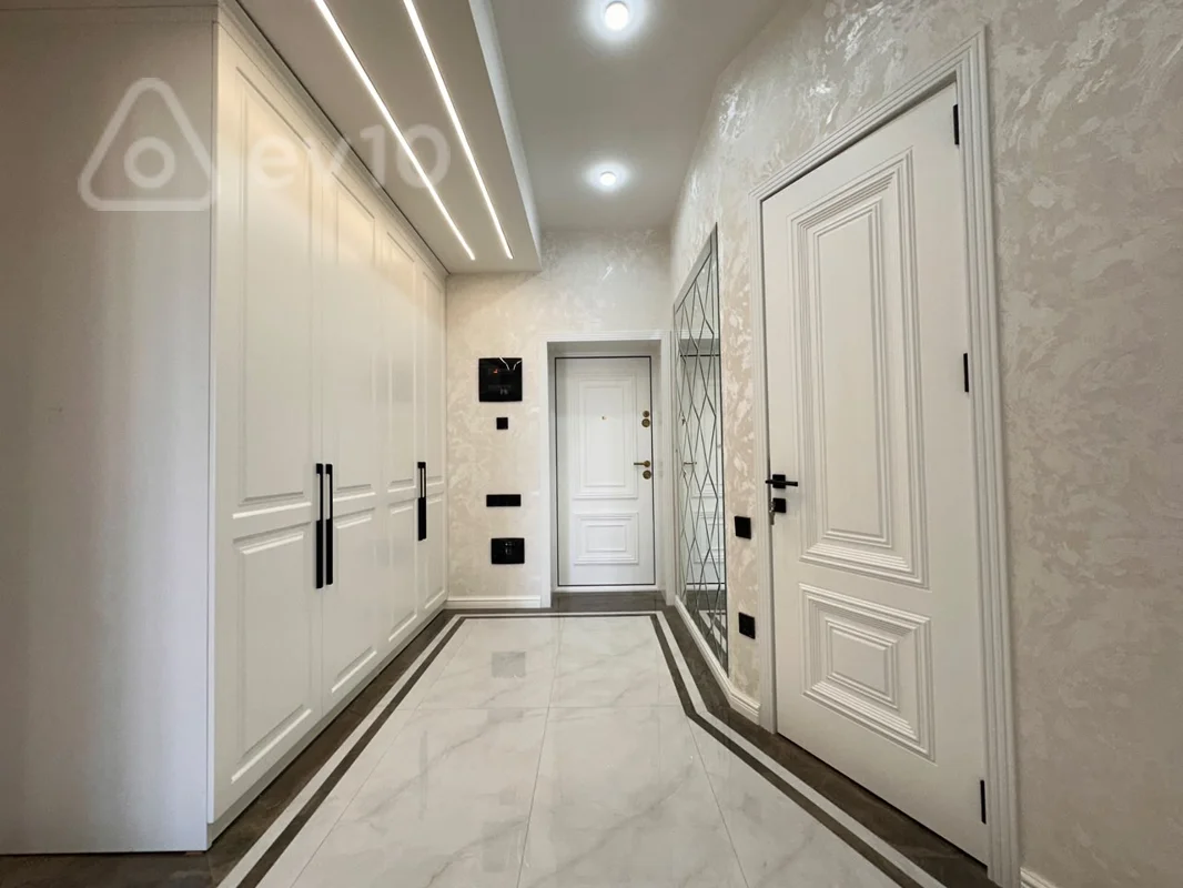3 otaqlı mənzil, 102 m², Ə.Əliyev küç. — kirayə — Mənzil, Bakı (6)