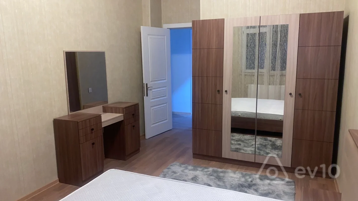 4 otaqlı mənzil, 100 m², Binəqədi qəsəbəsi,Binəqədi rayonu Mida — kirayə — Mənzil, Bakı (3)