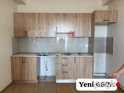 Mətbəx mebeli 450₼. Yenidir. Ölçü 3.30. Ünvan — Mehdiabad
