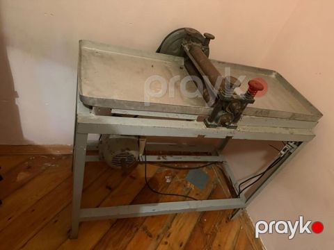Katalka – dəmir materialdan hazırlanmış, elektrik mühərrikli rulonlu — Bakı