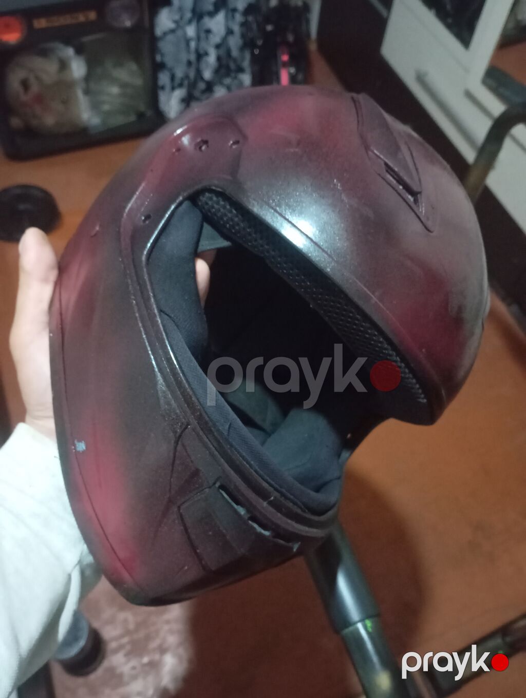 Tam üzlü motosiklet dəbilqəsi - Korpus: aerodinamik formaya malik — Motosiklet geyimi, Digah (4)