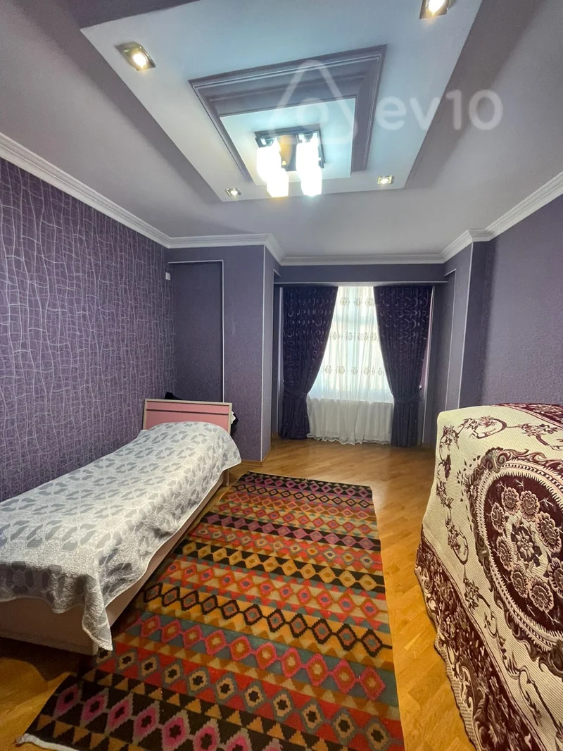 6 otaqlı mənzil, 300 m², Ənvər Hüseynov — Mənzil, Bakı (7)