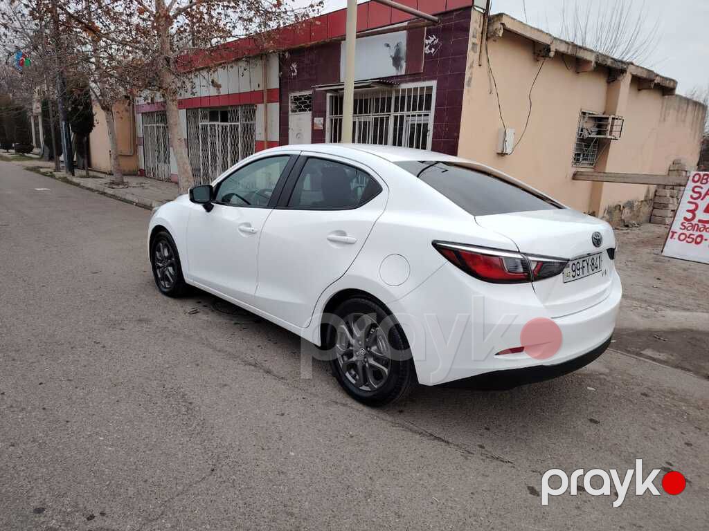 Toyota Yaris iA, 1.5 L, 2016 il, 275 000 km — Avtomobillər, Bərdə (2)