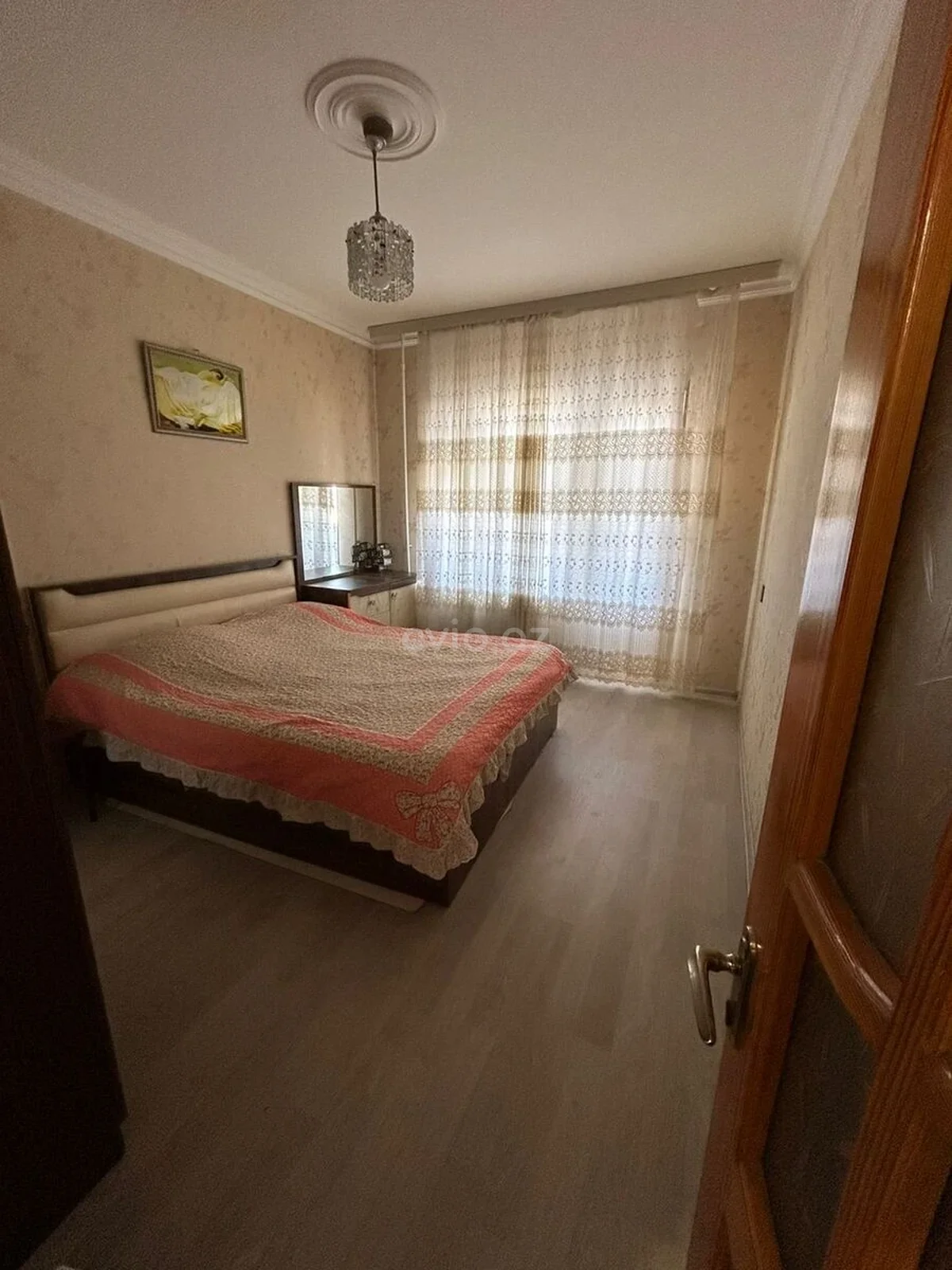 3 otaqlı tam təmirli mənzil satılır Köhnə Günəşli qəsəbəsində — Bakı