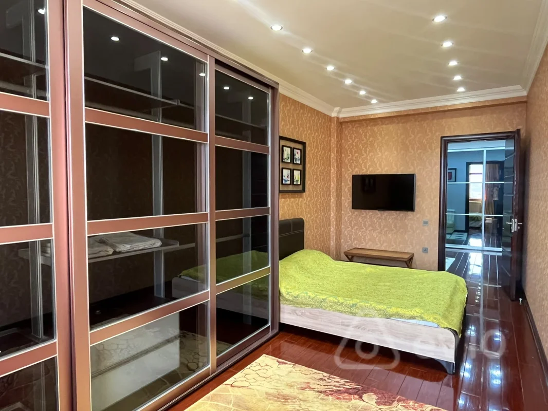 4 otaqlı mənzil, 175 m², Dilarə Əliyeva küçəsi — Mənzil, Bakı (7)