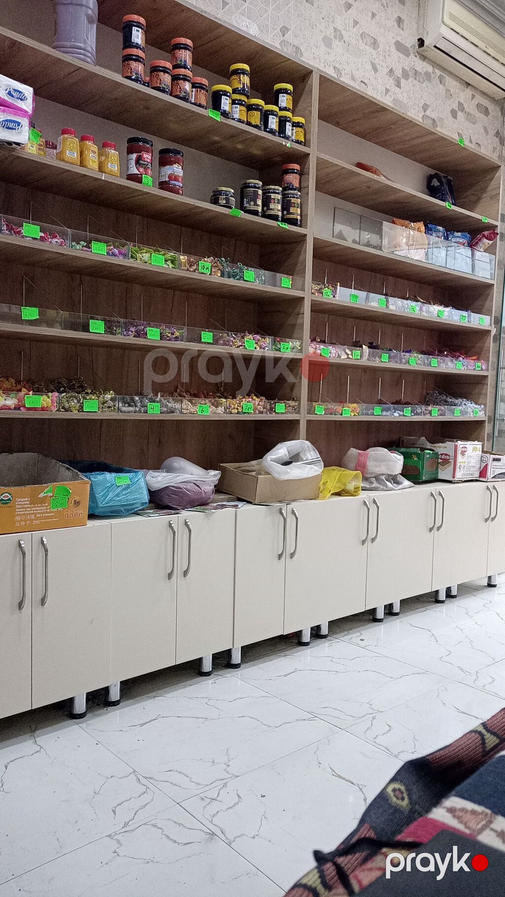2 Esed 4metr uzunu 2.5 hundurluyu Mağaza üçün vitrin mebelləri — Vitrini, Bakı (2)