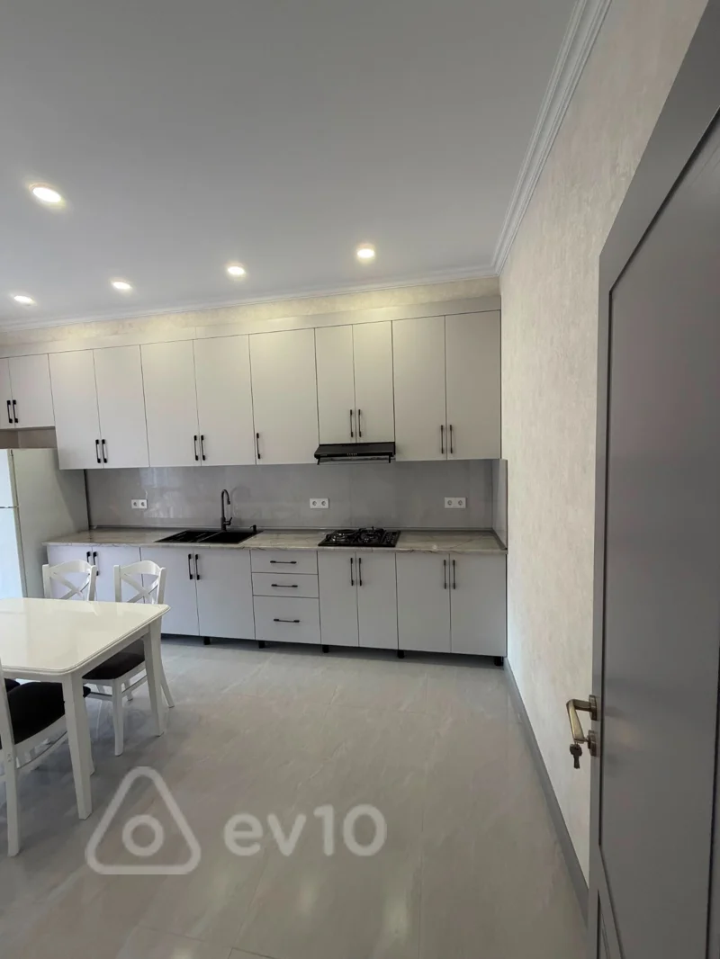 2 otaqlı mənzil, 87 m², Cəfər Xəndan küçəsi — kirayə — Bakı