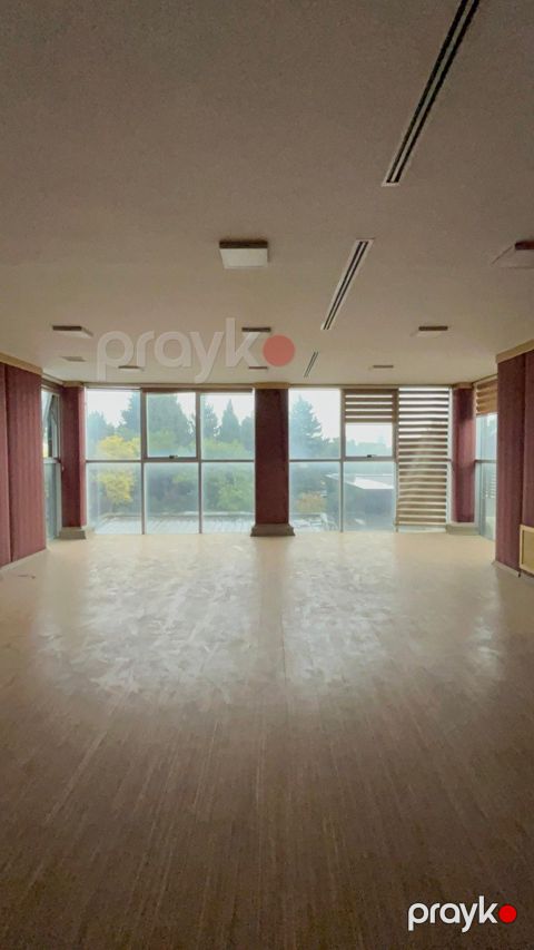 İcarəyə verilir 3 otaqlı ofis 150 m² — Bakı