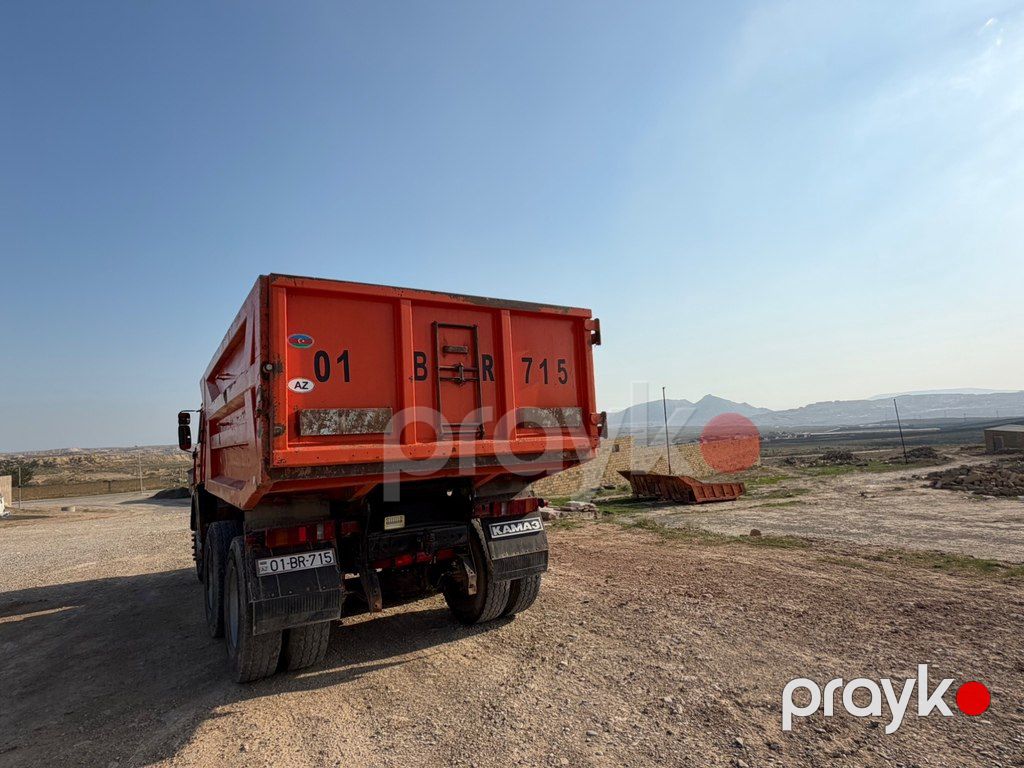 KamAz 55111, 11 L, 1979 il, 600 000 km — Yük maşınları, Bakı (2)