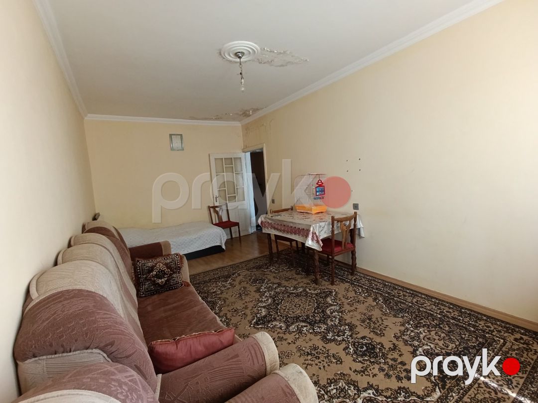 Satılır 2 otaqlı köhnə tikili 55 m² — Mənzil, Bakı (3)