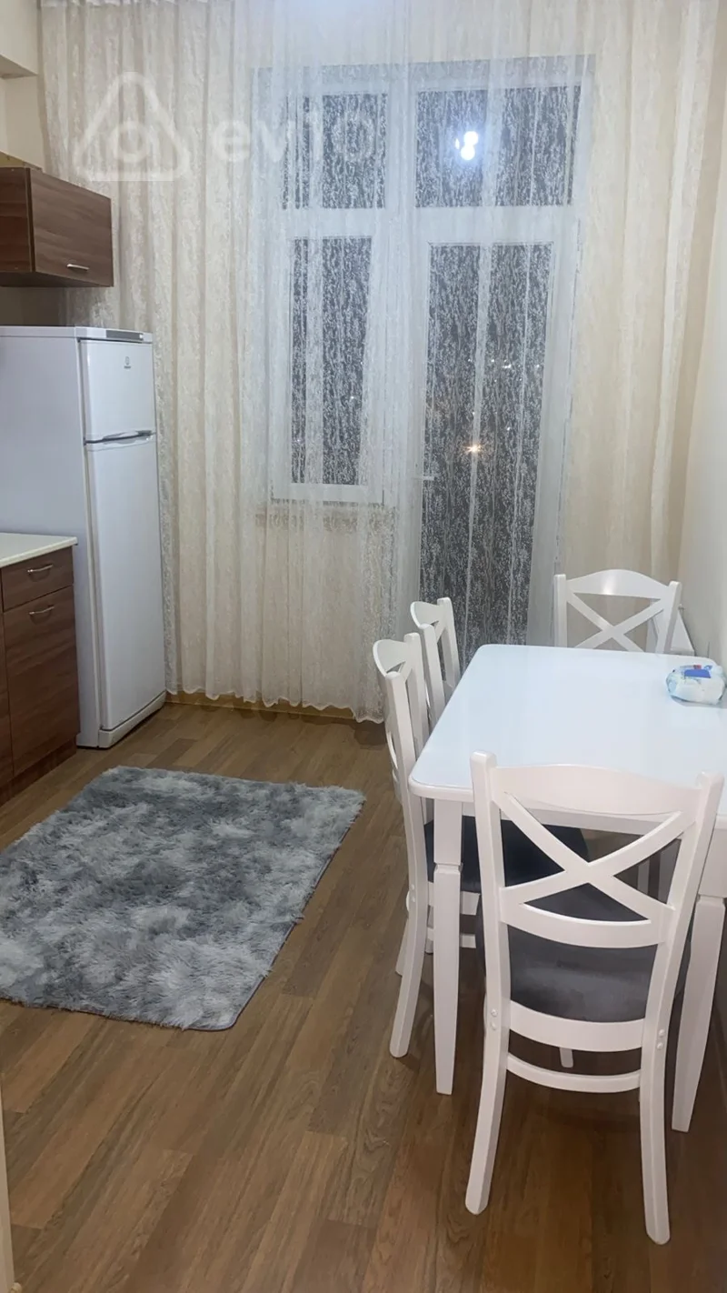 4 otaqlı mənzil, 100 m², Binəqədi qəsəbəsi,Binəqədi rayonu Mida — kirayə — Mənzil, Bakı (2)