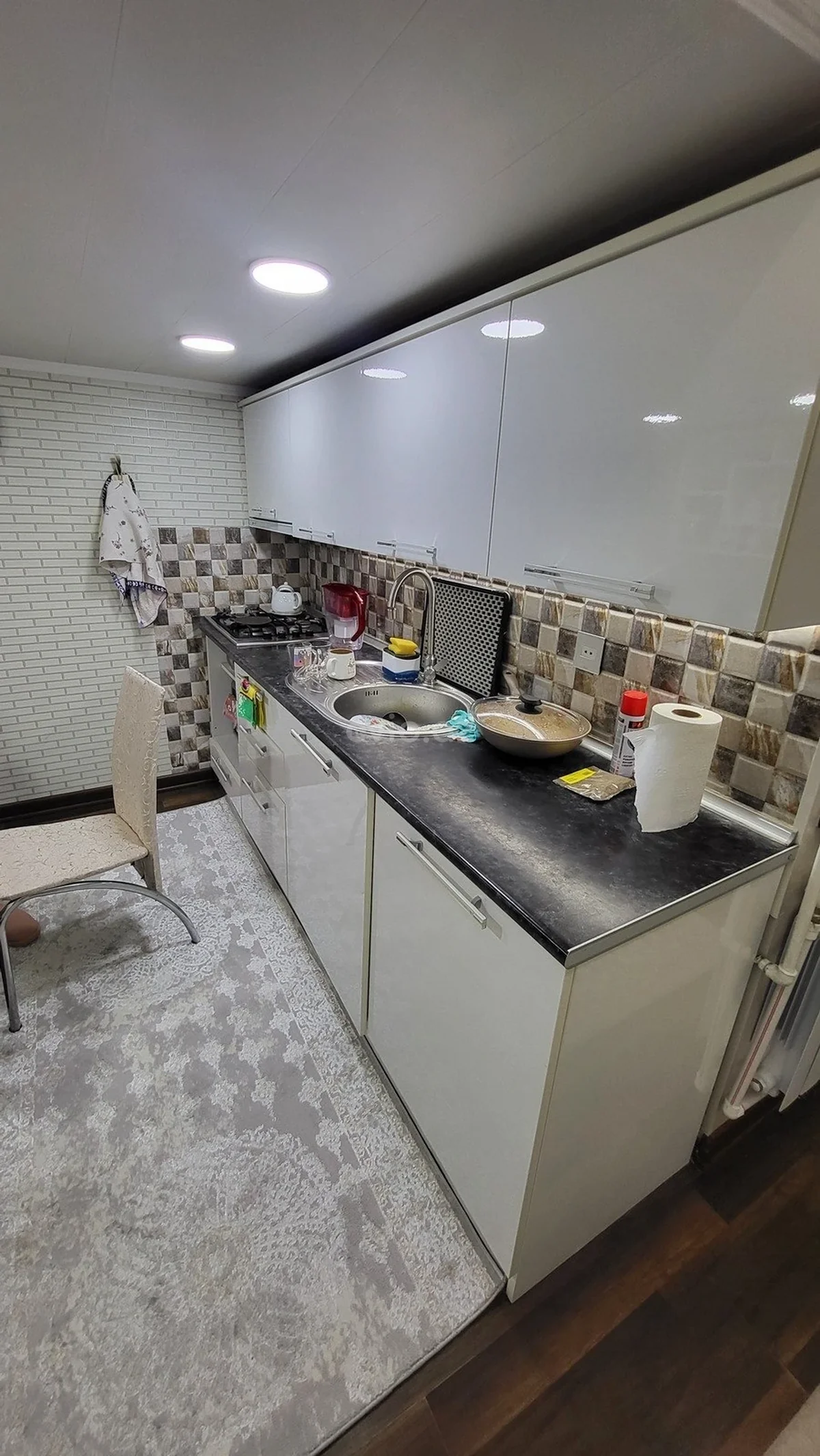 2 otaqlı tam təmirli mənzil satılır Bayıl qəsəbəsində — Mənzil, Bakı (5)