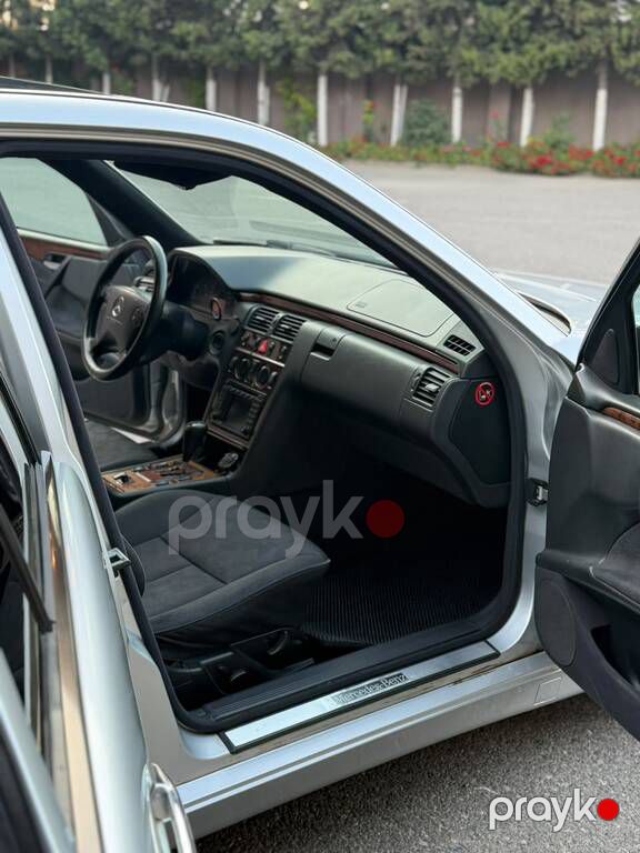 Mercedes E 240, 2.4 L, 1999 il, 373 000 km — Avtomobillər, Bakı (6)