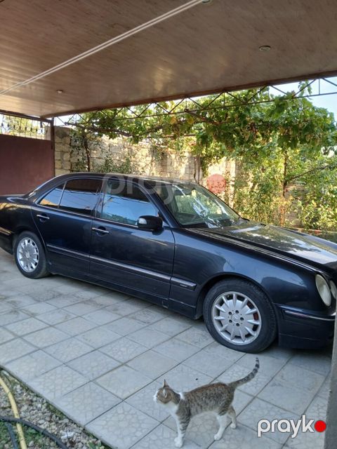 Mercedes E 280, 2000 il — Bakı
