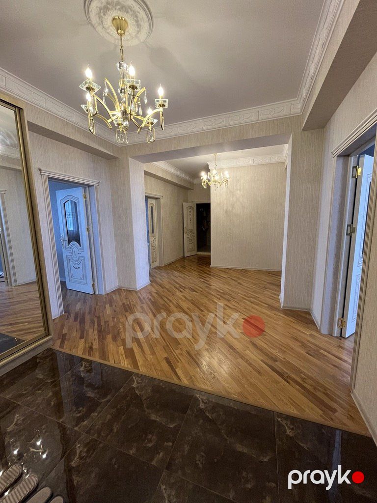 Satılır 4 otaqlı yeni tikili 183 m² — Mənzil, Bakı (2)