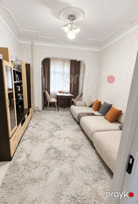 İcarəyə verilir 2 otaqlı köhnə tikili 57 m² — Bakı