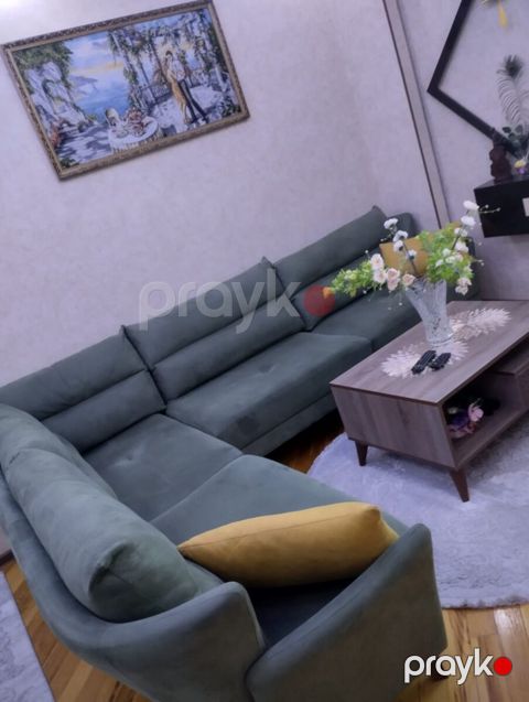 Künc divan — Bakı