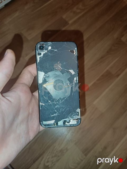 İphone 8 plata işləyir batarya 80 di 256 yaddaşdı Məhsul təsviri — Ağcabədi