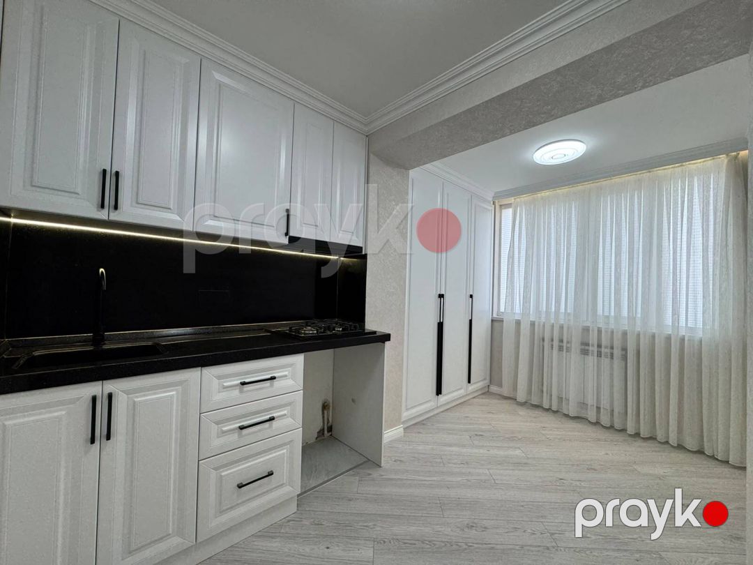 Satılır 2 otaqlı köhnə tikili 50 m² — Mənzil, Bakı (8)