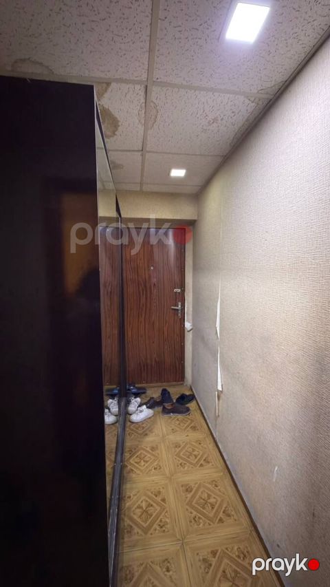 Satılır 2 otaqlı köhnə tikili 50 m² — Bakı