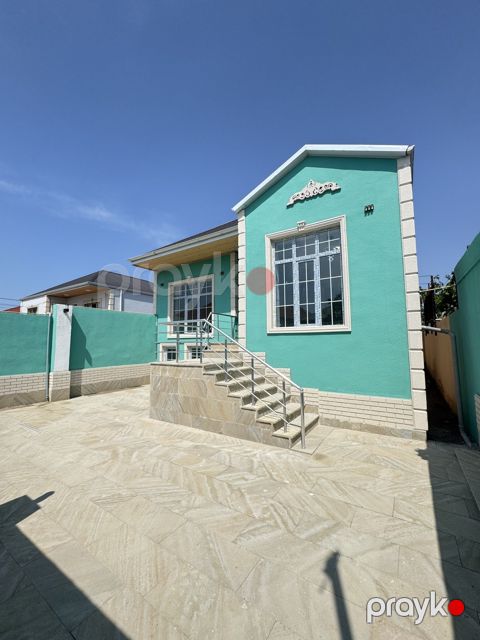 Satılır 4 otaqlı həyət evi/bağ evi 110 m² — Bakı