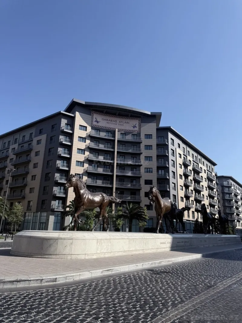 Satılır 5 otaqlı Mənzil Yeni tikili 203 m² Bakı, Xətai r., Ağ şəhər — Bakı