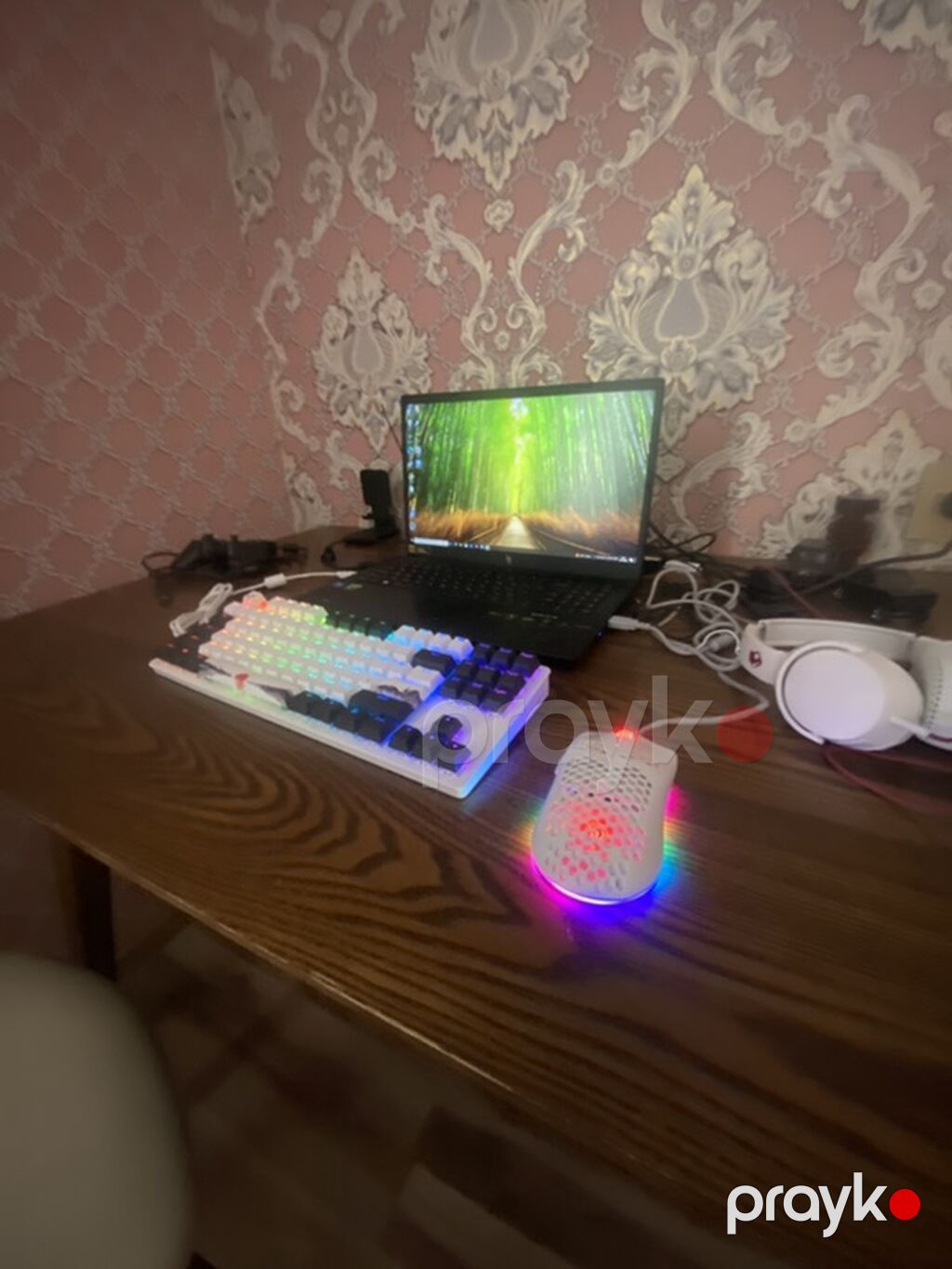 RGB işıqlı kompüter aksesuarları dəsti Tərkib: - Ağ, deşikli korpusa — Kompüterlər və noutbuklar, Gəncə (2)