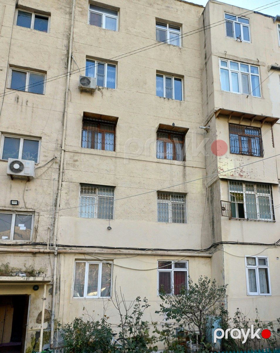 Satılır 5 otaqlı köhnə tikili 95.5 m² — Mənzil, Bakı (10)