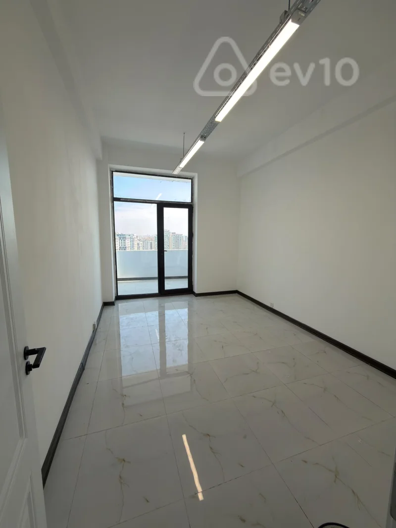 Ofis, 134 m², 28 May Metronun yaxınlığı — kirayə — Ofis, Bakı (8)