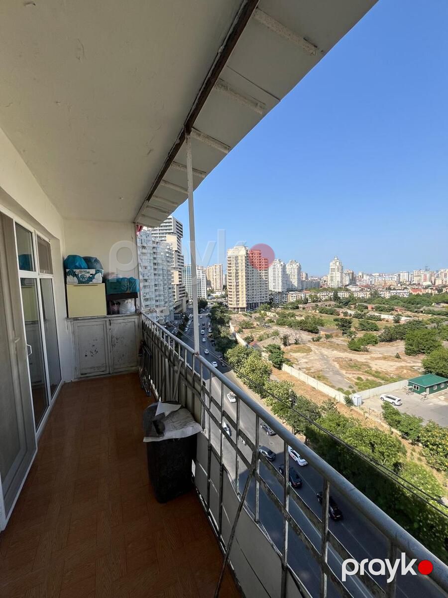 Satılır 3 otaqlı köhnə tikili 100 m² — Mənzil, Bakı (2)
