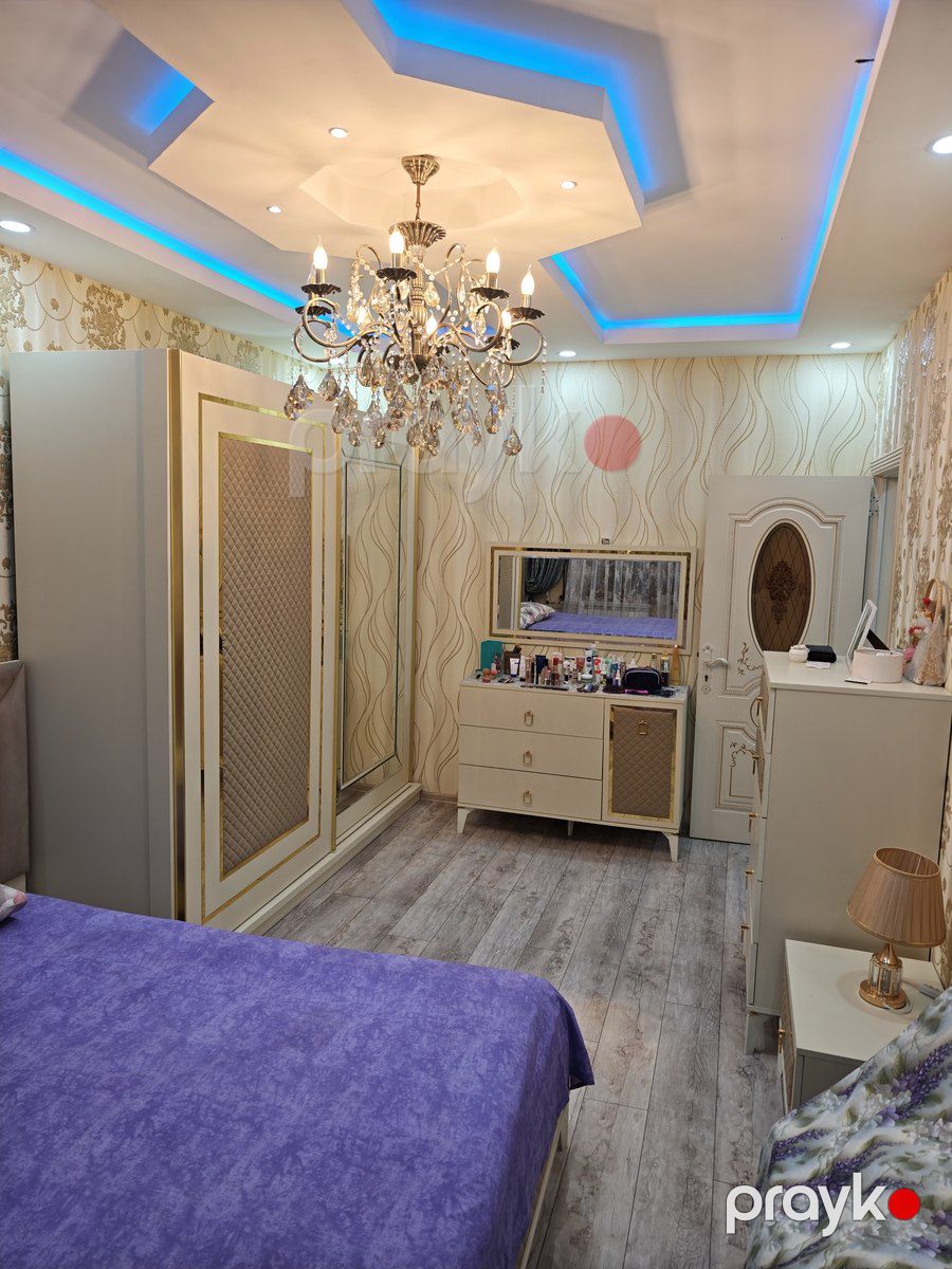 Satılır 4 otaqlı köhnə tikili 88.7 m² — Mənzil, Bakı (3)