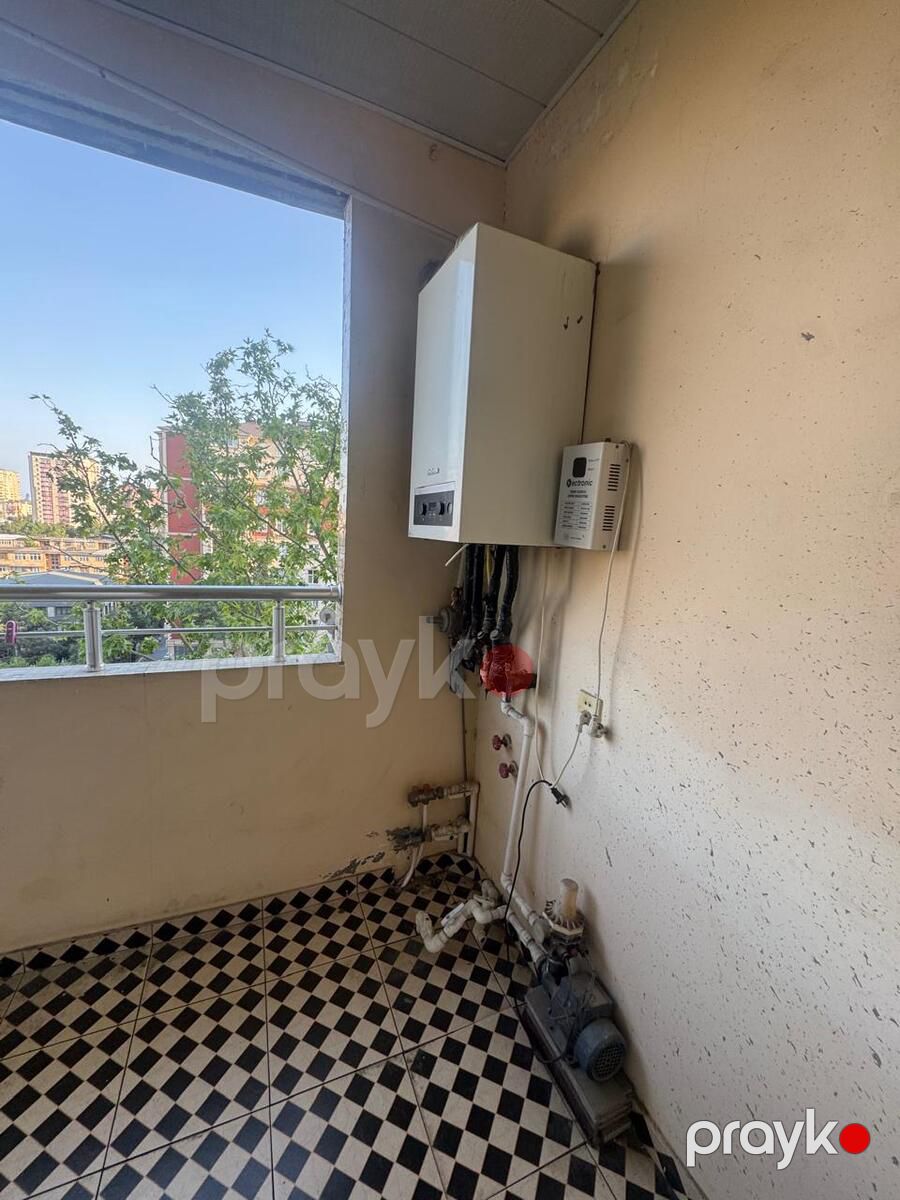 Satılır 2 otaqlı köhnə tikili 65 m² — Mənzil, Bakı (12)