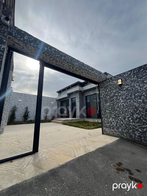 Satılır 4 otaqlı həyət evi/bağ evi 100 m² — Bakı