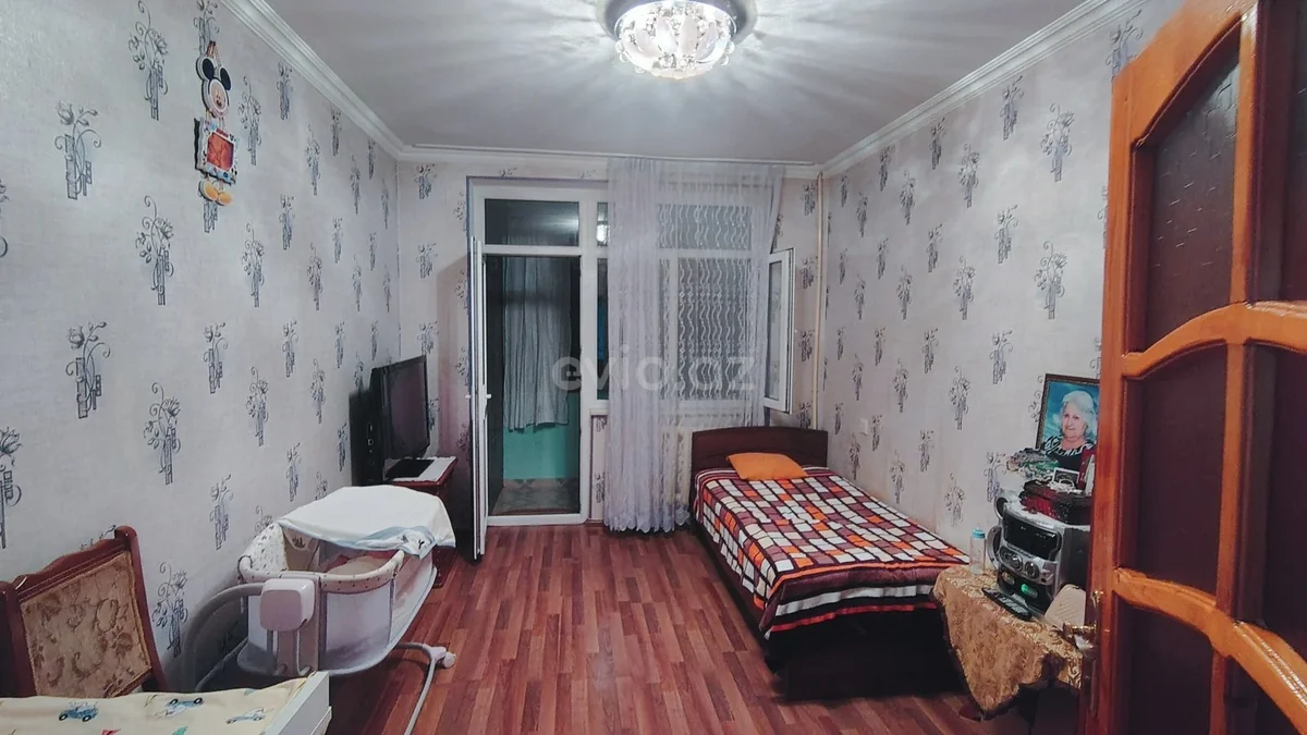 4 otaqlı orta təmirli mənzil satılır Əhmədli qəsəbəsində — Mənzil, Bakı (10)