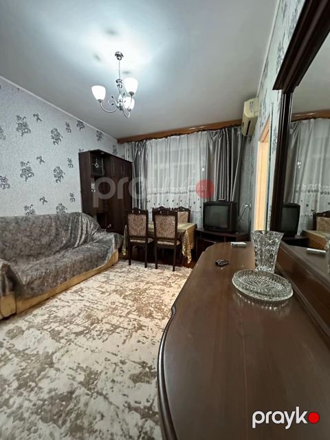 İcarəyə verilir 2 otaqlı köhnə tikili 50 m² — Bakı