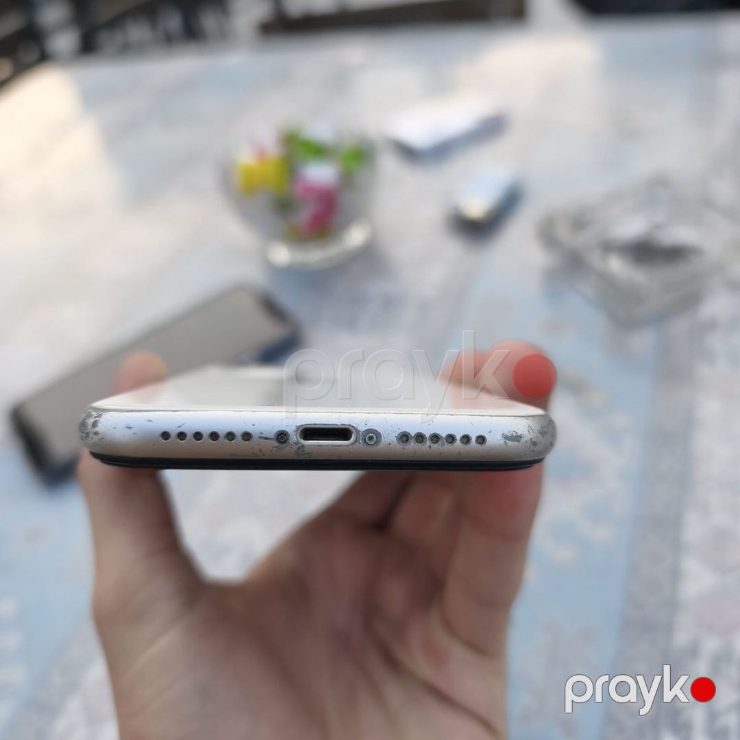 Apple iPhone 11 White 128GB/4GB — Smartfonlar, Bakı (10)