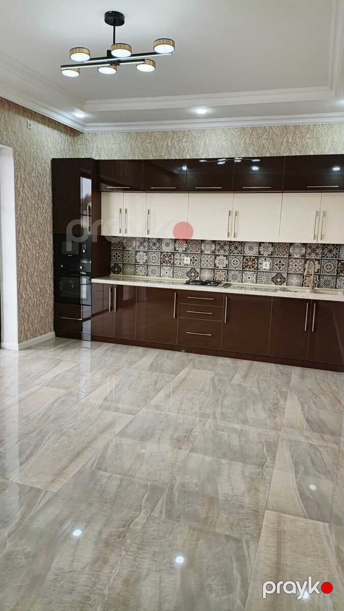 Satılır 4 otaqlı həyət evi/bağ evi 200 m² — Ev, villa, Bakı (9)