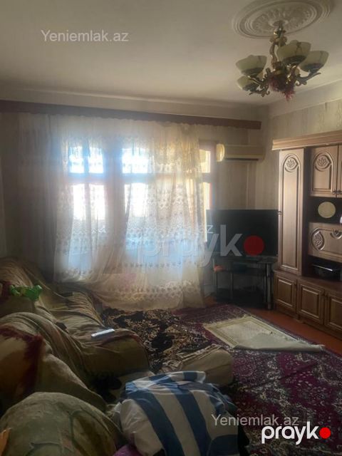 Satılır 3 otaqlı Bina evi menzil (Köhnə tikili), 72 m², 13-cü mikrorayon — Sumqayıt