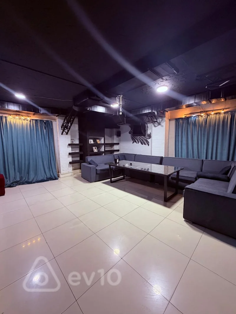 Obyekt, 580 m², Mirzə Qədim İravani küç — kirayə — Əmlak, Bakı (12)