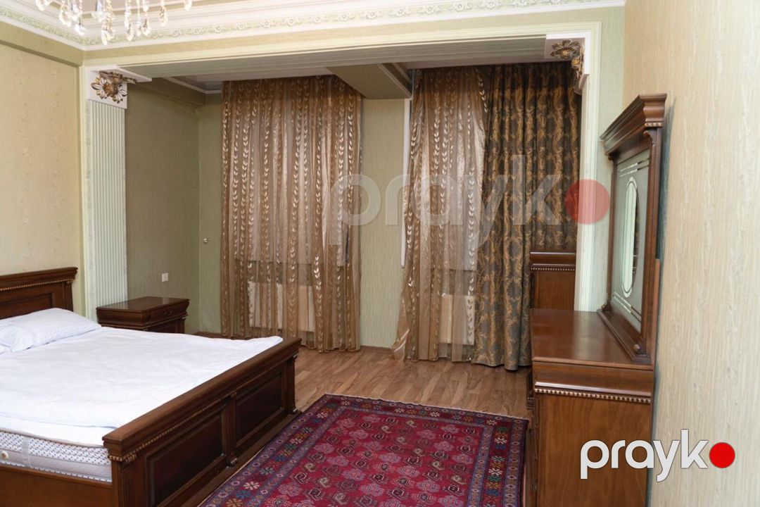 İcarəyə verilir 8 otaqlı həyət evi/bağ evi 400 m² — Ev, villa, Bakı (12)