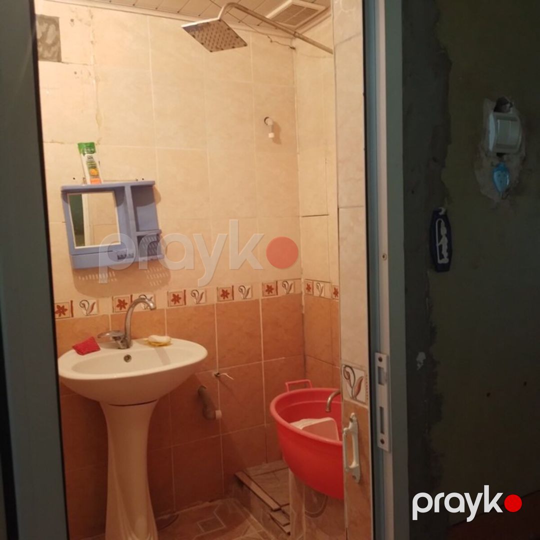 Satılır 4 otaqlı köhnə tikili 86 m² — Mənzil, Şəki (7)