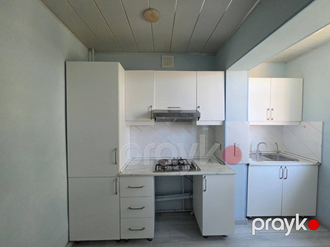 Satılır 2 otaqlı köhnə tikili 55 m² — Mənzil, Bakı (12)