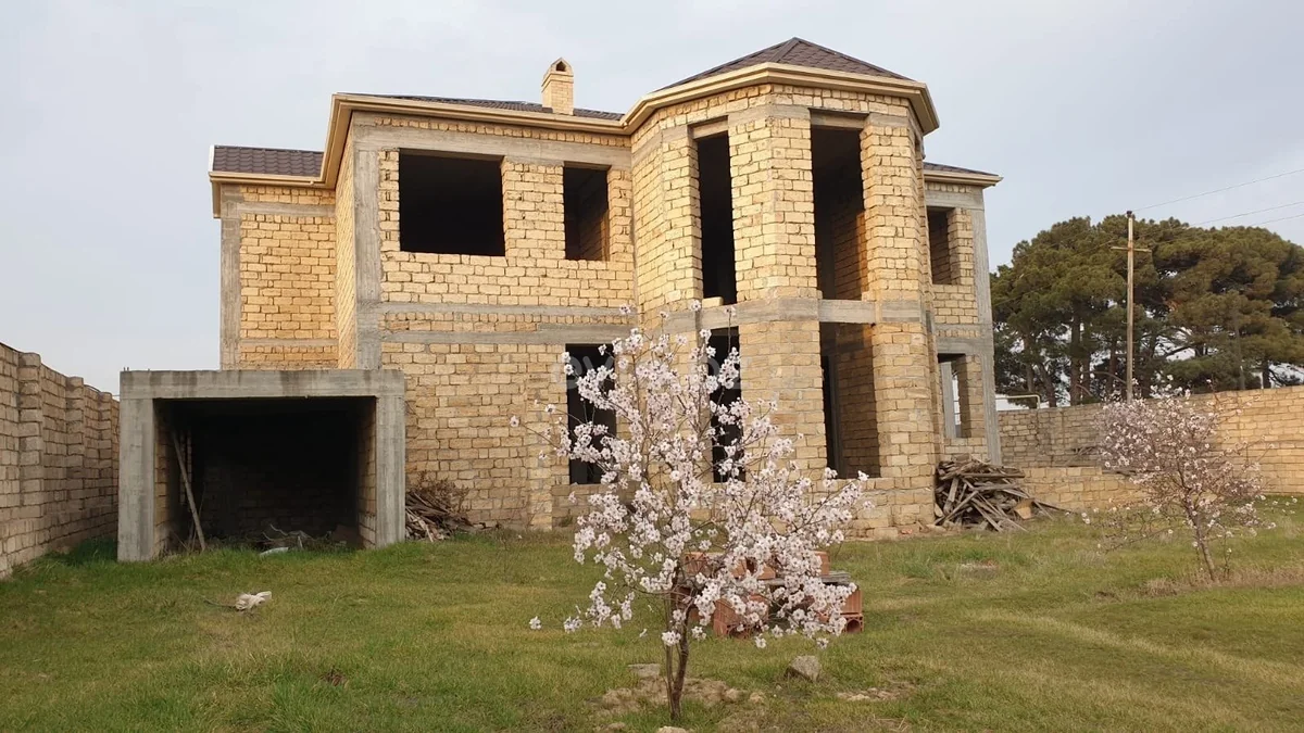 5 otaqlı həyət evi satılır Savalan qəsəbəsində — Bakı