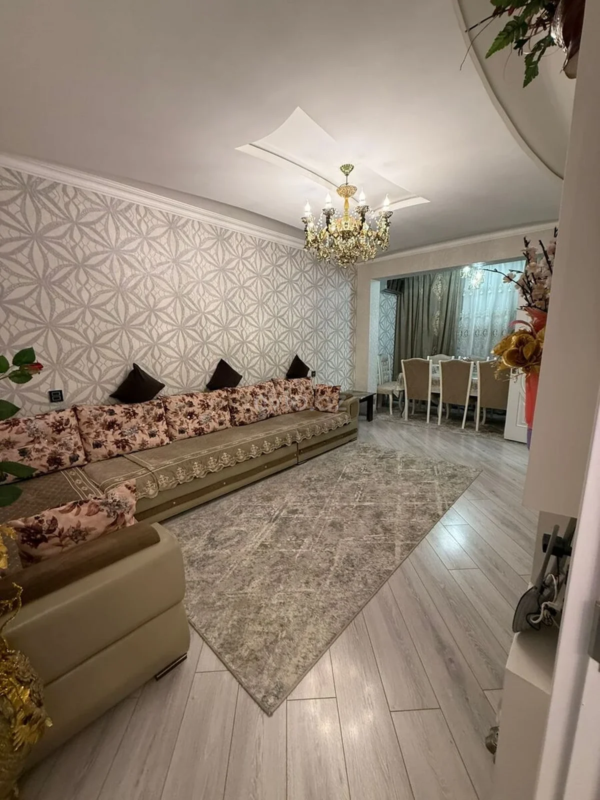 Kirayə 3 otaqlı mənzil Memar Əcəmi metrosu yaxınlığında — Mənzil, Bakı (2)