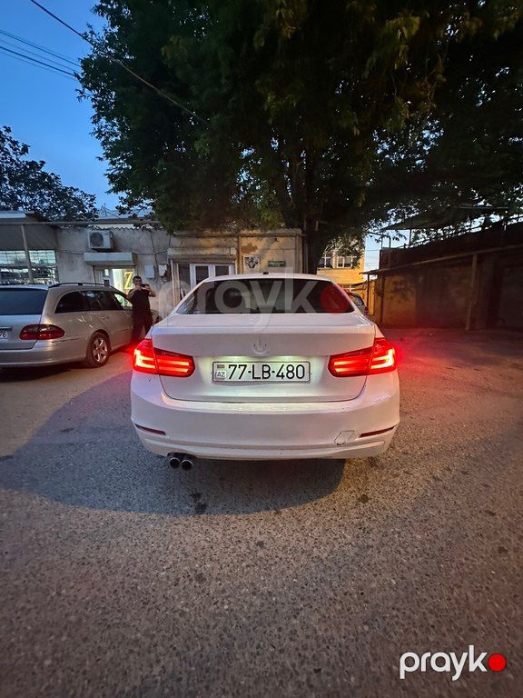 BMW 330, 2.0 L, 2015 il, 110 000 km — Avtomobillər, Bakı (10)