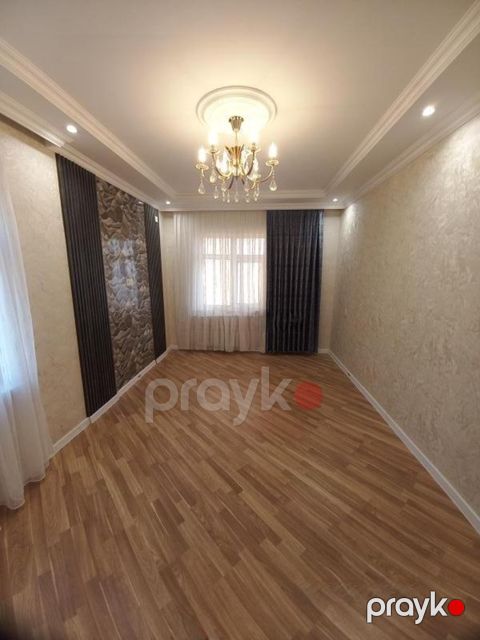 Satılır 1 otaqlı köhnə tikili 45 m² — Bakı
