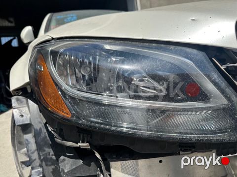 Mercedes C300 W205 farası — Bakı