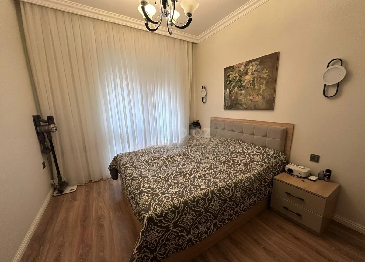 2 otaqlı tam təmirli mənzil satılır 7-ci mikrorayonda — Bakı