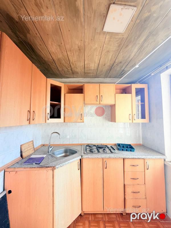 Satılır 2 otaqlı Bina evi menzil (Köhnə tikili), 48 m², 4-cü mikrorayon — Mənzil, Sumqayıt (9)